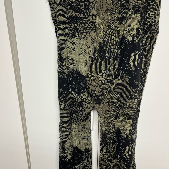 Faded Glory Black and Tan jogger Pants - Picture 5 of 7